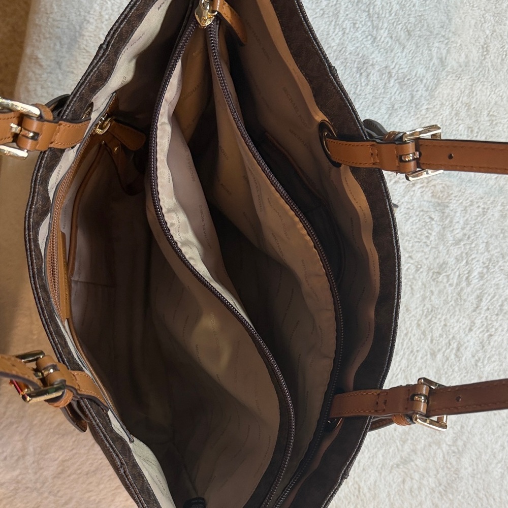 Michael Kors Marilyn Medium Dark Brown Tote with Gold Accents - Picture 5 of 12